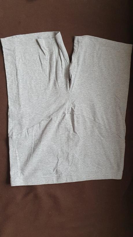 Tehotenské kraťasy, xl