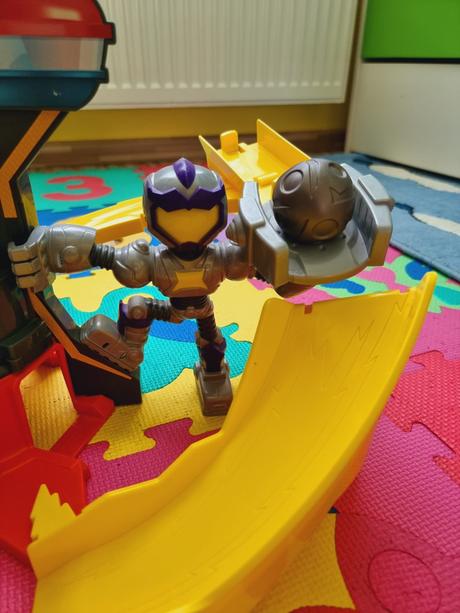 Tlapková patrola draha, 