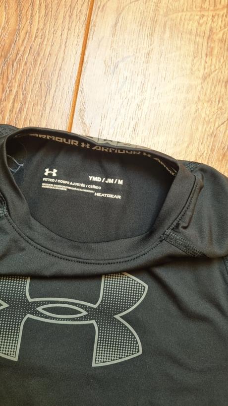 B3735 tričko funkčné, under armour,140