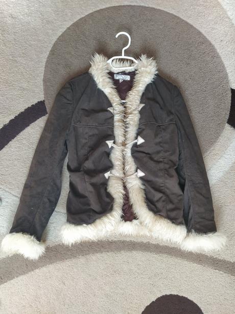 Kratka bundička, 158