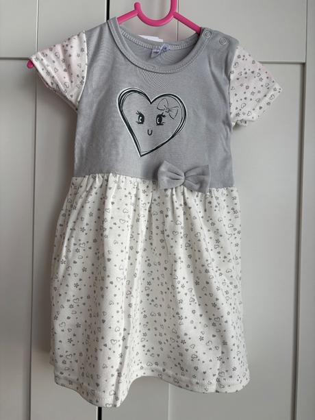 Šaty se srdíčky, new baby,80