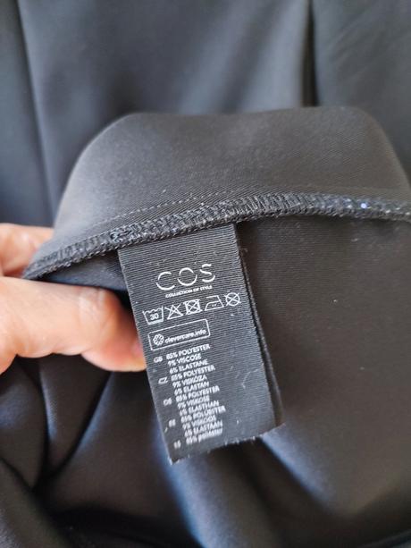 Malé čierne cos, cos,36