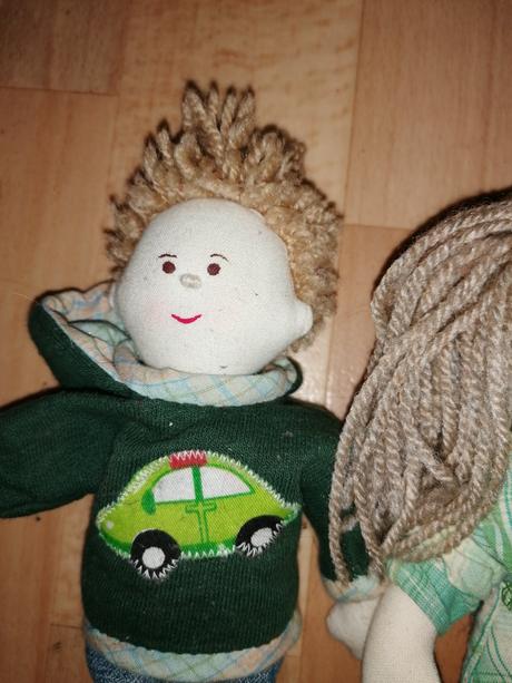 Latkove babiky chlapec a dievca,