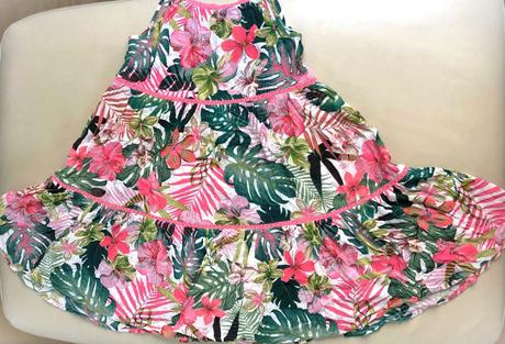 140 next kvietkovane saty,10 r., next,140