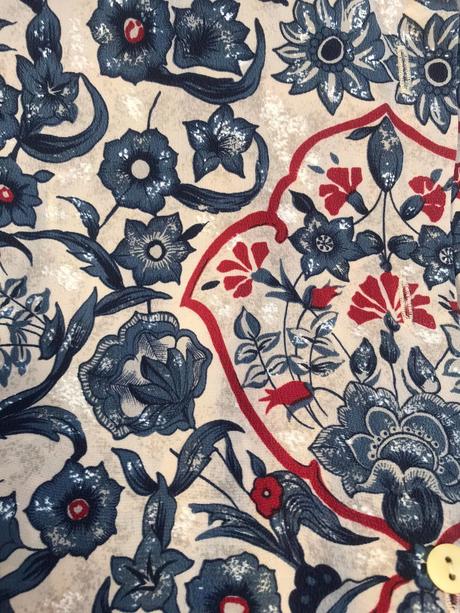 Hodvábna blúzka so stojačikom, m