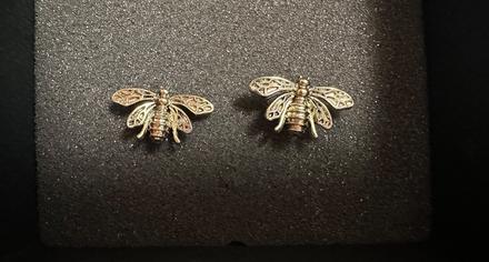 Napichovacie náušničky,