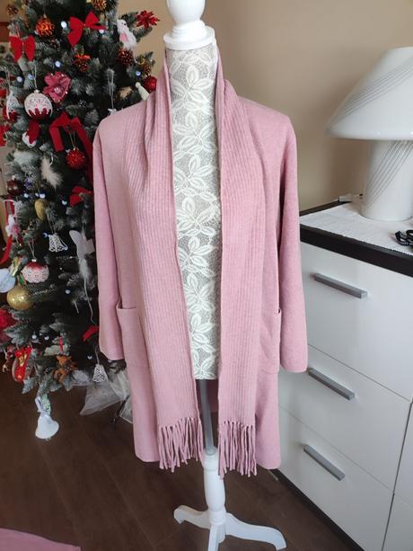 Dámsky svetrikovy set, 