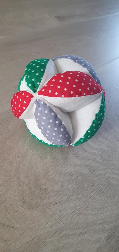 Montessori úchopová loptička, 