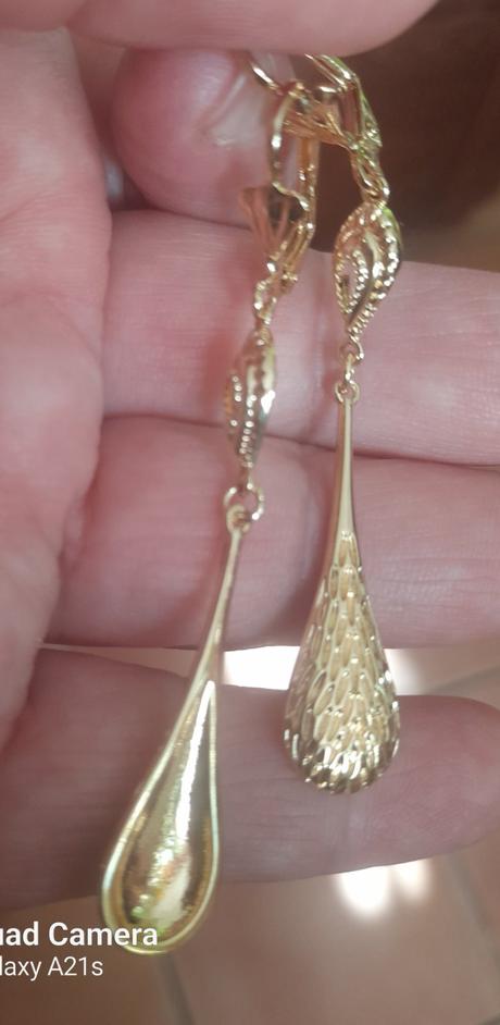 Pozlatene chirurgicke, 