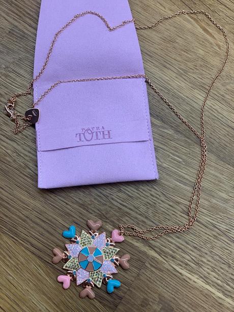 Petra toth náhrdelník, petra toth