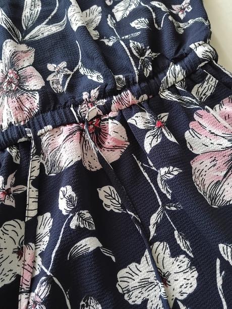 Tmavomodré saty kvety, only,34