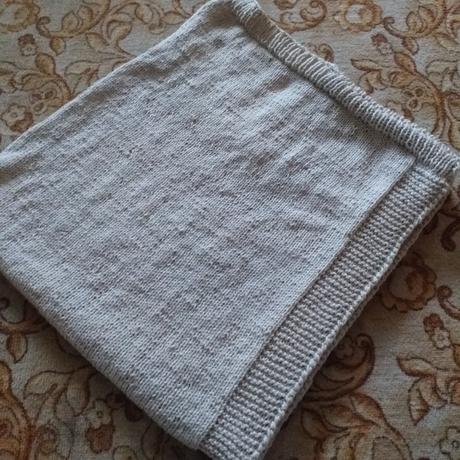 Svetre -kardigan -prehoz,