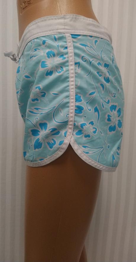Dámske šortky, modro biely vzor, kalamton, s, s