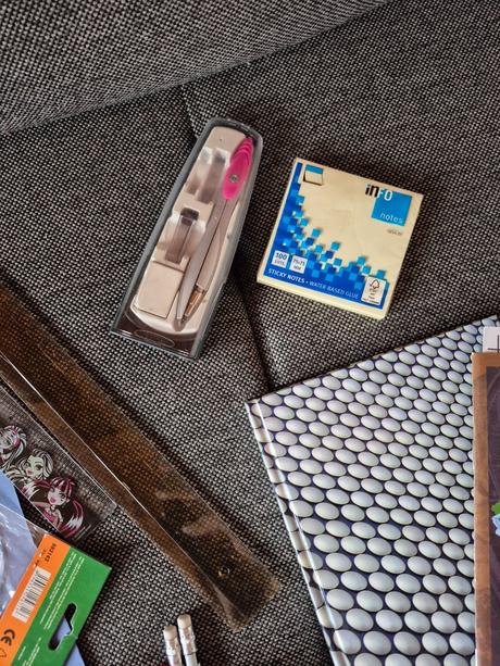 26 ks sada kancelárskych potrieb pre školáka/školá,