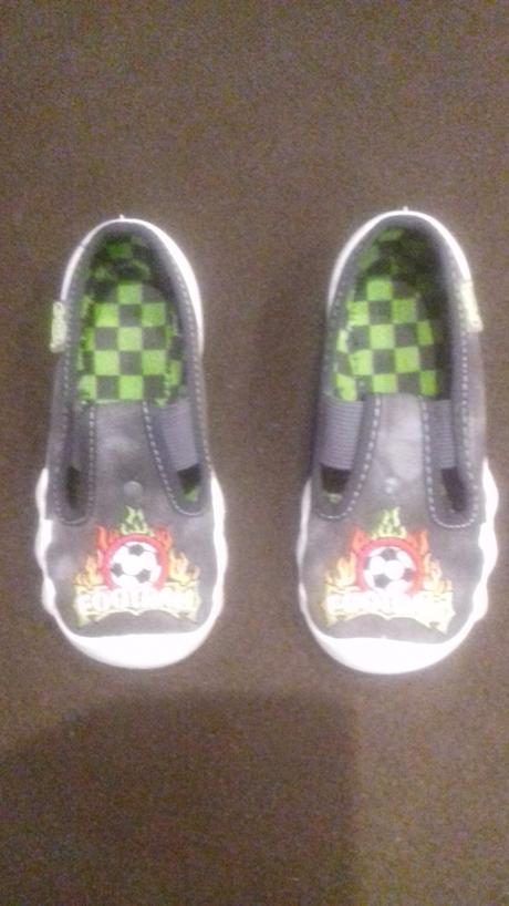 Chlapcenske topanky prezuvky, 25