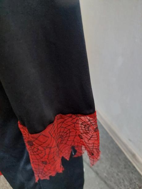 Čarodejnica / upírka karnevalové šaty veľ.104, 