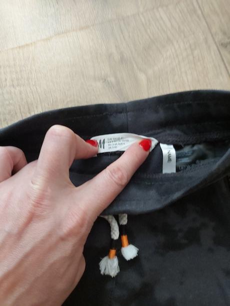 Rozne kratasky ako nove, 104