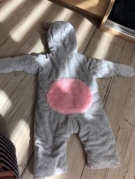 Hrubý overal macko, prénatal,62