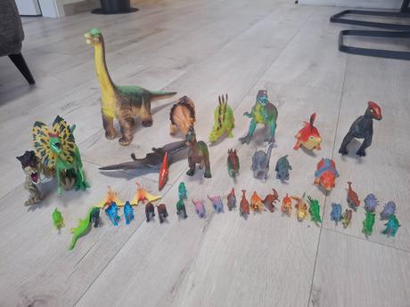 Dinosaury v roznej velkosti, 