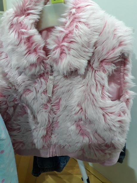 Mix oblečenia, 86–98