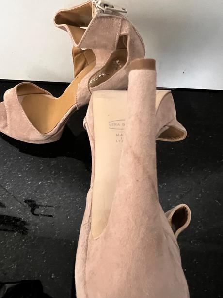 Sartoria leoni sandálky vel.39, 39
