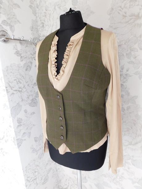 Luxusna hodvabna bluzka, 38