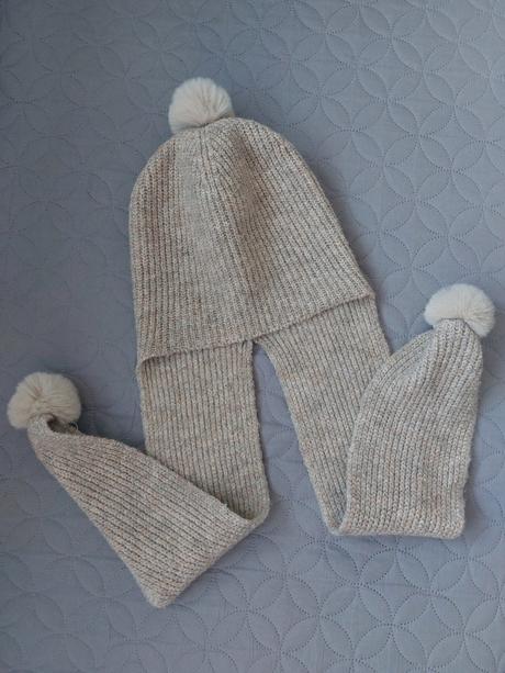 Čiapka so šálom, sinsay