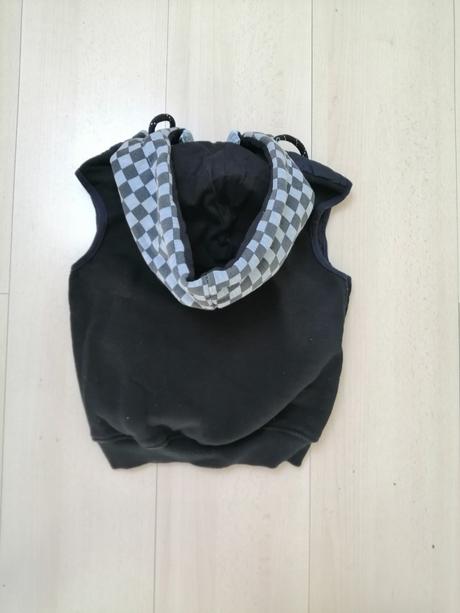 Vesta pre chlapcov vel. 128/134, 128