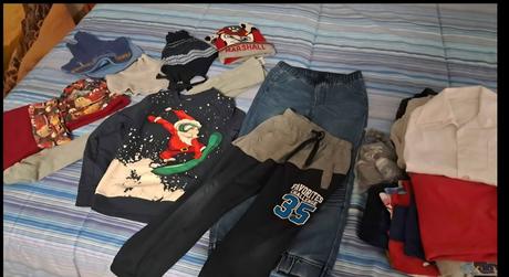 Balík oblečenia pre chlapca 116-128 s topánkami, 122–134