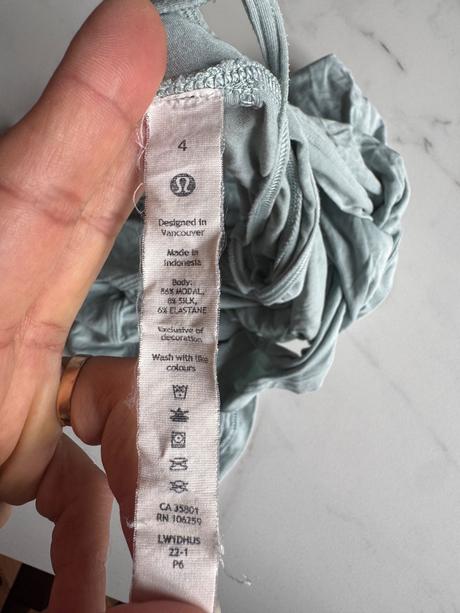 Kvalitný lahky top lululemon s, s