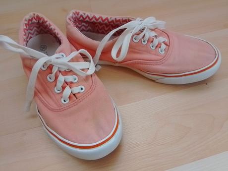Ružové tenisky, 36
