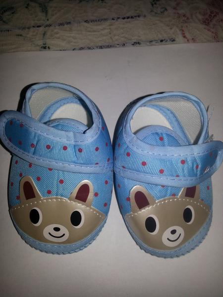 Ktoré z týchto papučiek by ste kúpili?