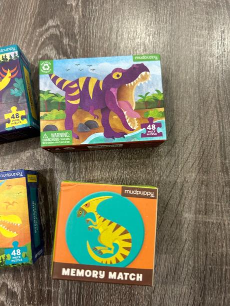 Mudpuppy detske puzzle dinosauri,