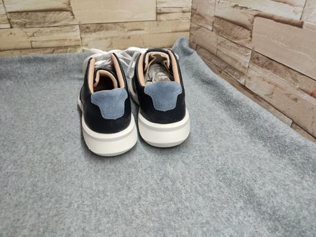 Clarks 35 1/2 - dámske kožené topánky, clarks,35