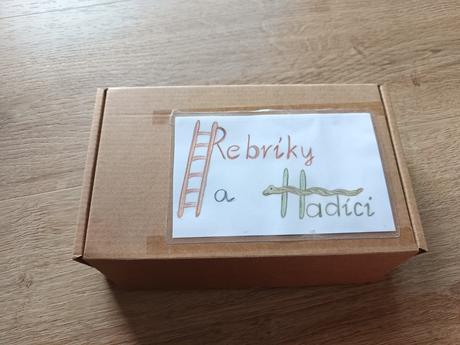 Hra rebriky a hadici,