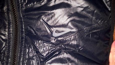 Dievcenska/damska vesta znacky nike, nike,xs