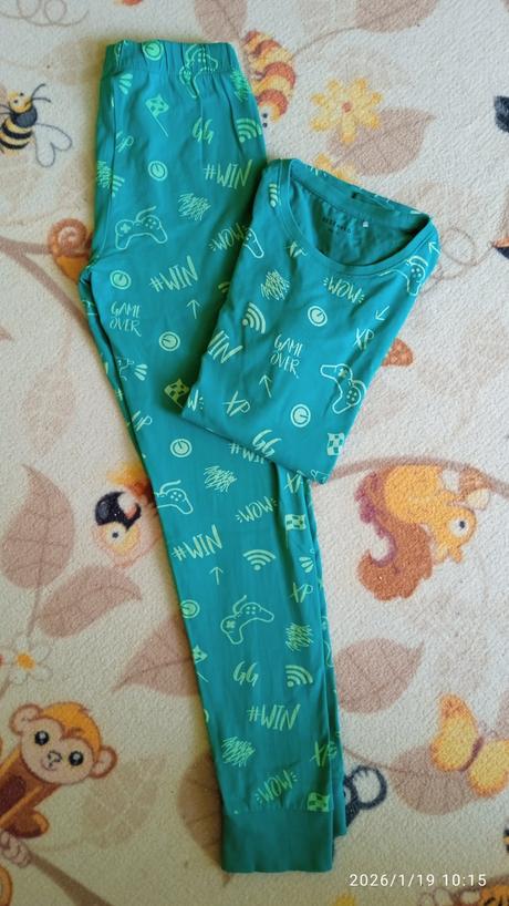 Pyžamo reserved, reserved,146