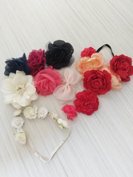 Kvety do vlasov a na oblecenie, h&m