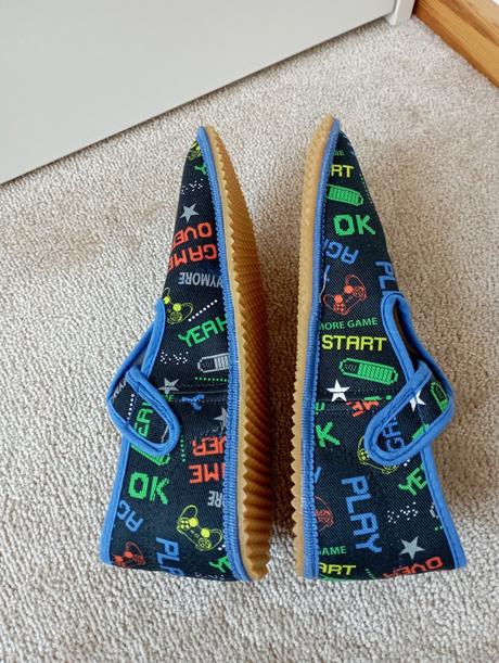 Beda papuče, beda,34