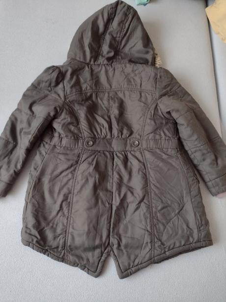 Sivá predĺžená vetrovka, c&a,128