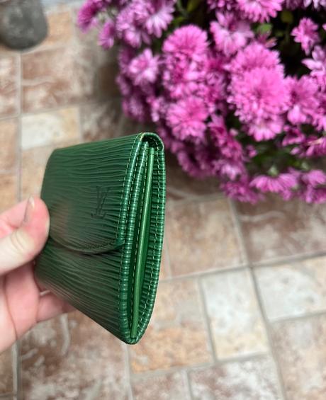 Louis vuitton epi leather peňaženka, louis vuitton