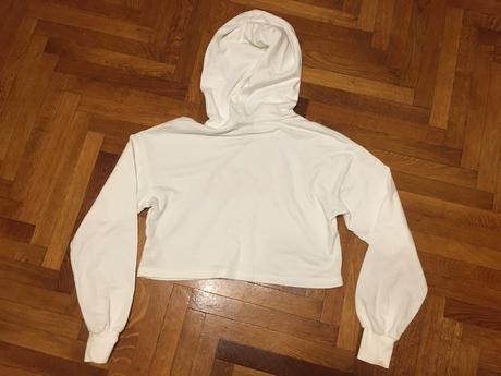 Krátka mikina s, bershka,s