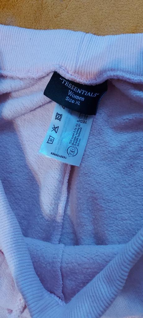 Dámske tepláky veľ.xl, xl