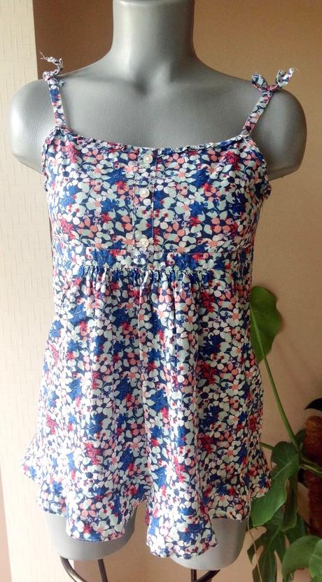 Top/dk3, marks & spencer,152