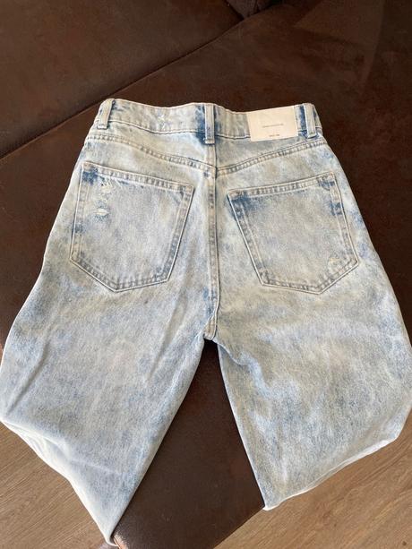 Dámske rifle, bershka,34