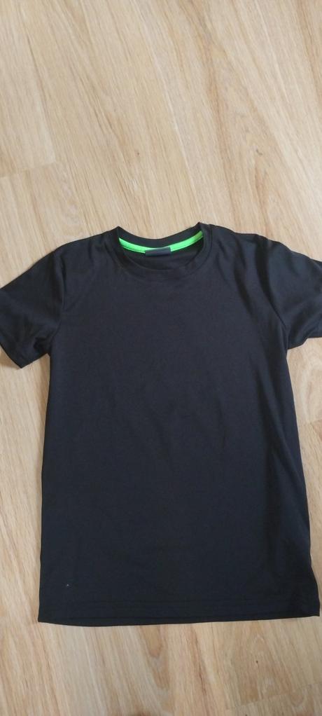 Sportove tricko kensis, 152