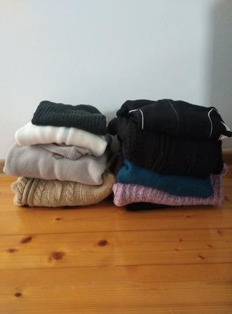 Balík oblečenia, s