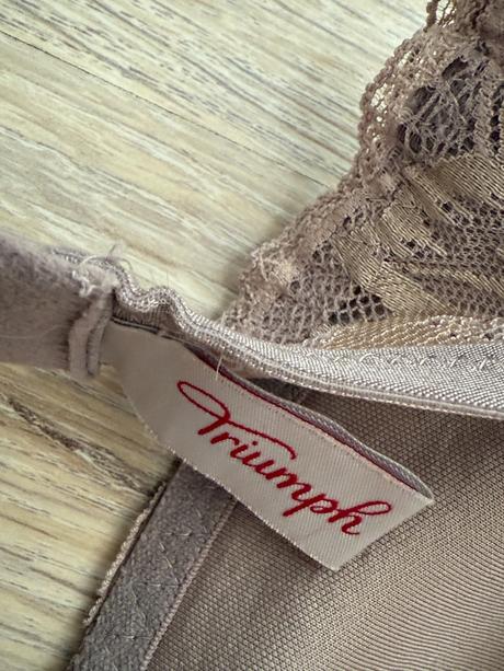 Damska podprsenka, triumph,70d