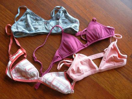 Dievčenské podprsenky 2, 158