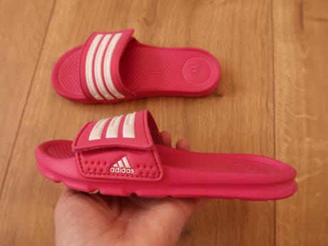 Dievčenské šľapky adidas č. 33 - super stav, adidas,33